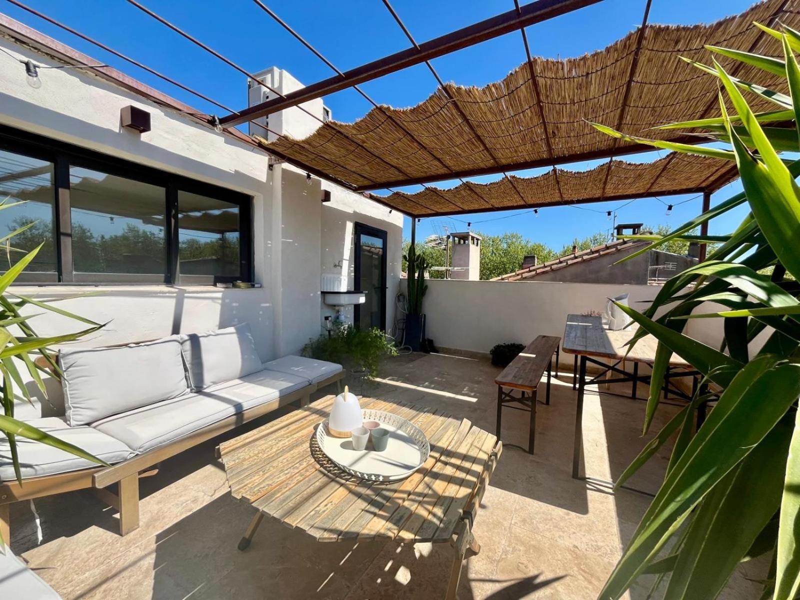 Maison Nomade, Clim - Terrasse Arles Luaran gambar